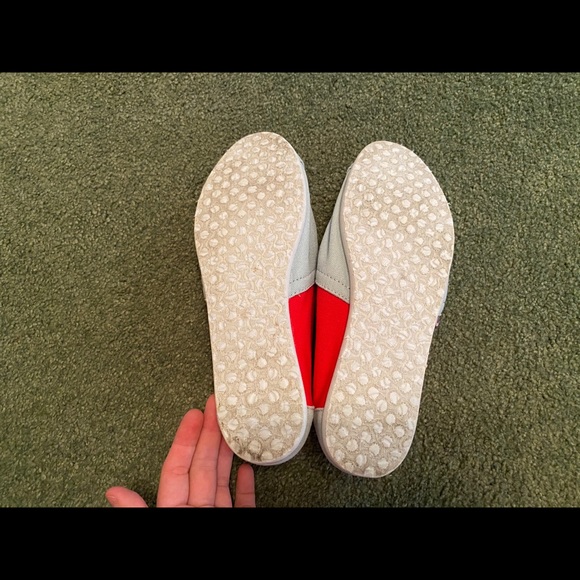 Ohio State Size 7 Toms - Picture 7 of 8